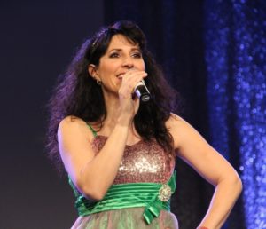 Irène Straub - Sängerin & Moderatorin